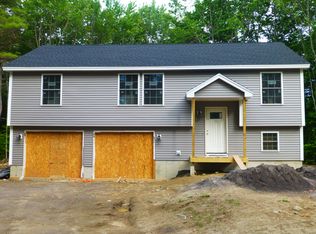 325 Narragansett Trl, Buxton, ME 04093
