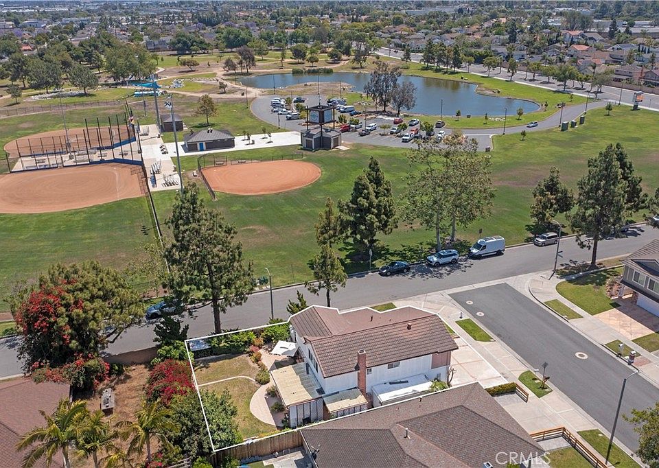 1st image of 2001 W San Lorenzo Ave
