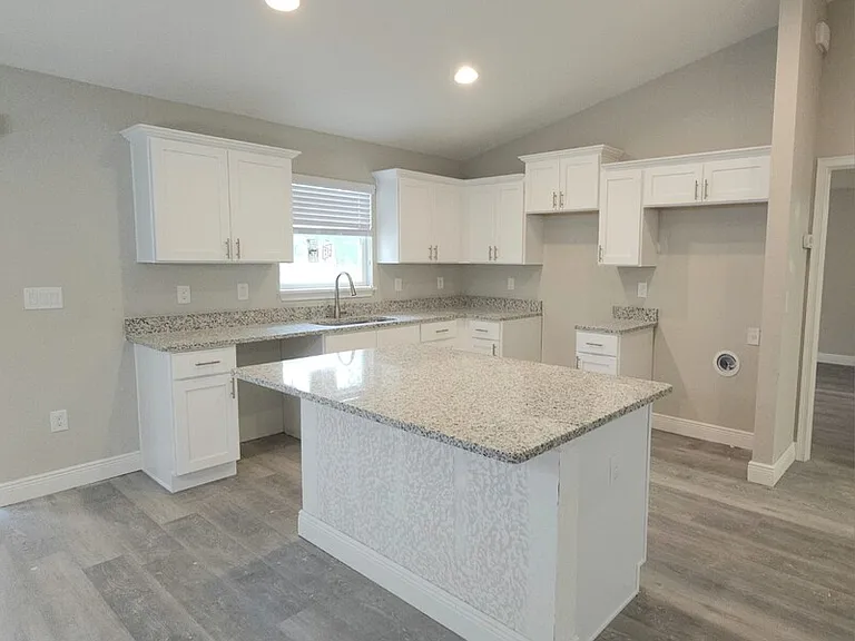 7 Spruce Loop Way — Photo 4