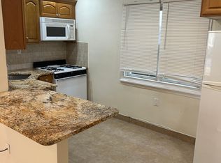 433 W Broadway APT 3A, Long Beach, NY 11561