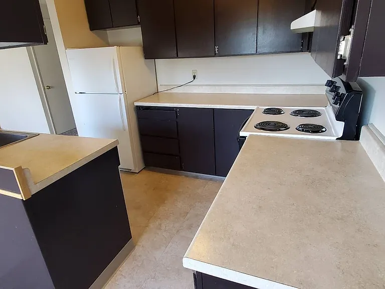 1061 Washington Apartments — Photo 6
