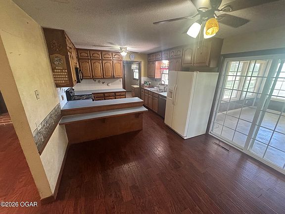 4th image of 5197 SE Lostine Rd