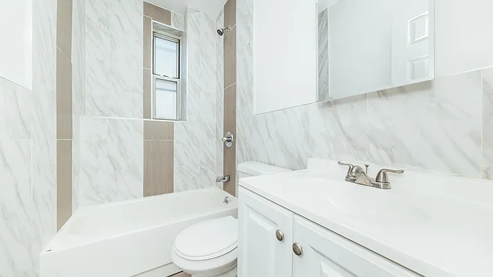 Rented by Nooklyn NYC LLC | media 7