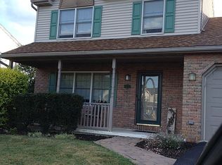 125 S View Rd, Fleetwood, PA 19522