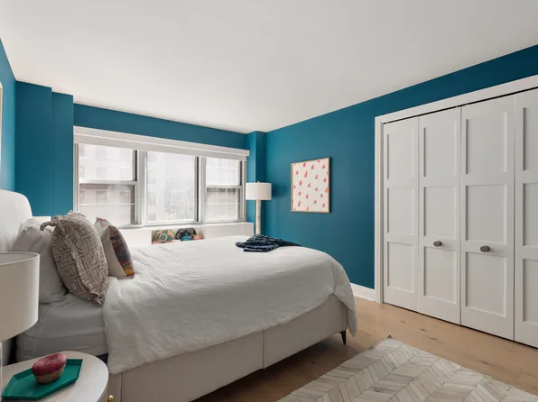 39 Gramercy Park North image 6 of 7