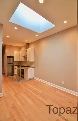 Rented by Rental Solutions Inc | media 30