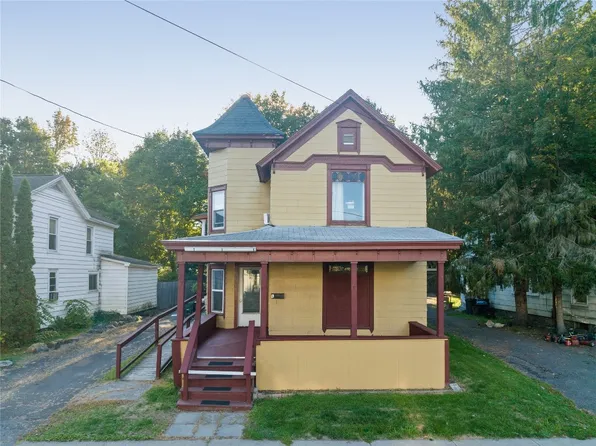 27 Silver St, Norwich, NY 13815