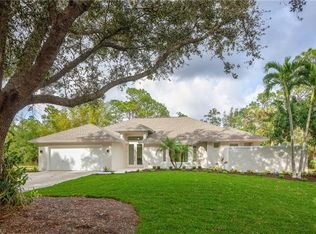 5631 Standing Oaks Ln, Naples, FL 34119