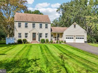 163 N Main St, Cranbury, NJ 08512