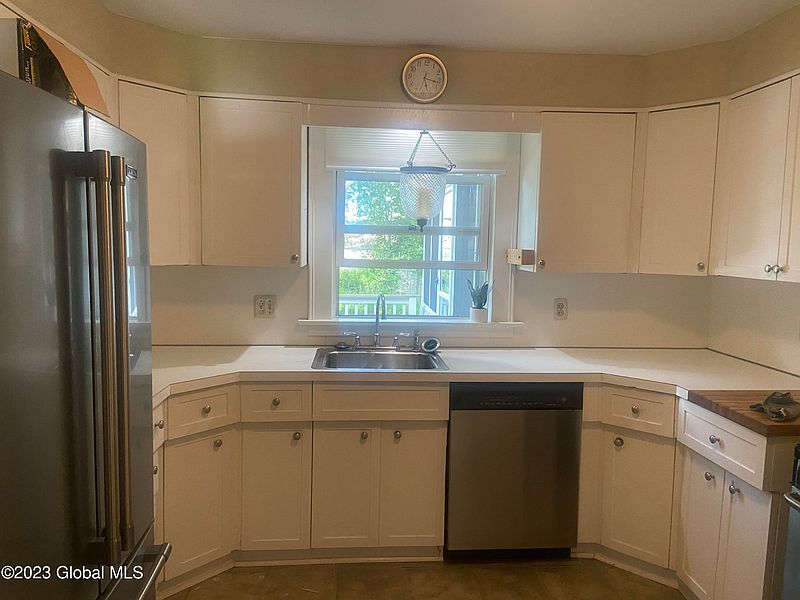 5th image of 2232 Garden Drive