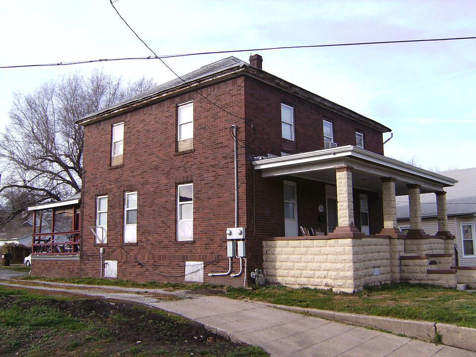 2nd image of 547 S Main St APT 2