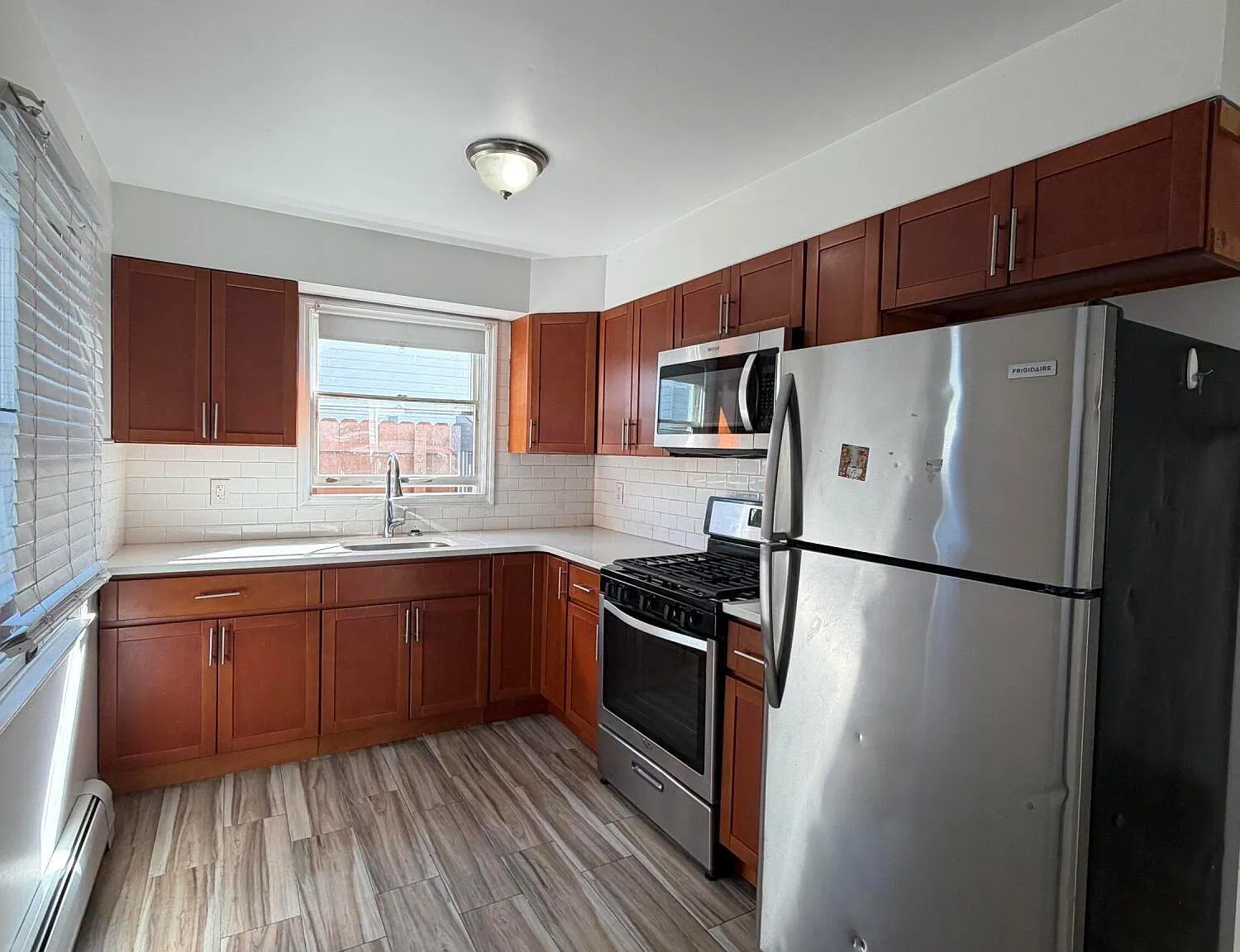 19 Hillcrest Ave — Photo 1