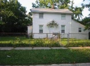 918 Franklin St, Waukegan, IL 60085