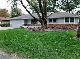 9 Weatherly Ct, Valley Center, KS 67147