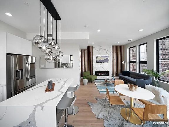 5th image of 3568 John F Kennedy Blvd #3