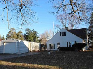 309 Sunset Ln, Mount Morris, IL 61054