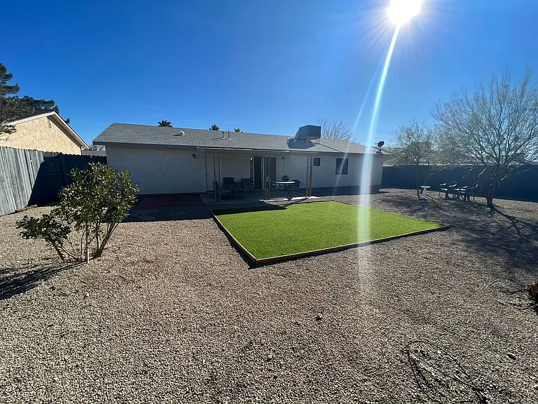 231 Fullerton Ave — Photo 12