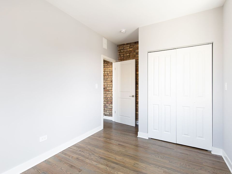 1st image of 1106-08 W Newport Ave #3440-1