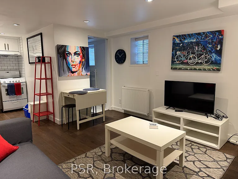 54A Galley Ave #B — Photo 5