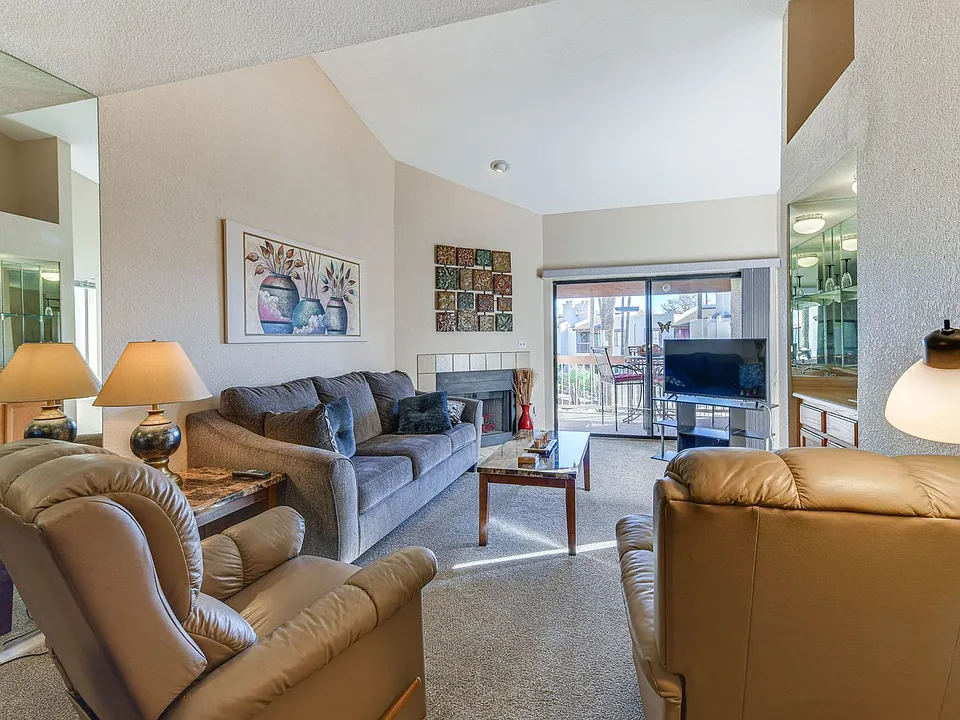205 E Boise St #2-ID1546412P