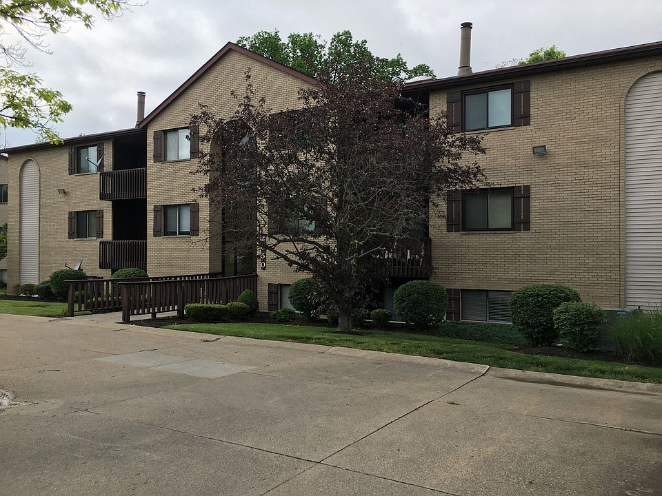 1st image of 2050 Woodtrail Dr APT 52