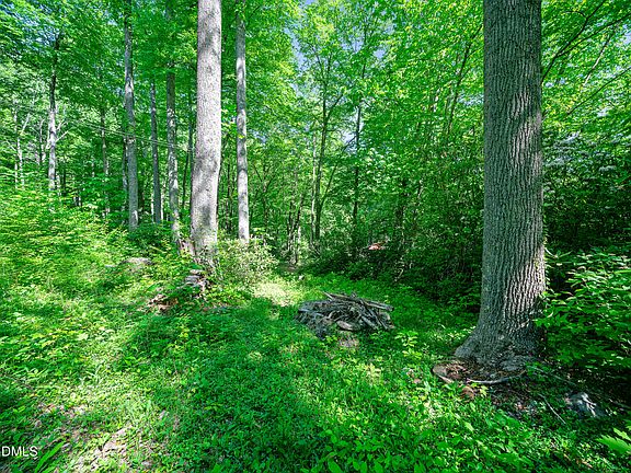 26th image of 25 Posse Creek Rd