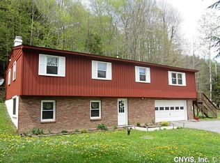 4011 Stone Bridge Rd, Cazenovia, NY 13035