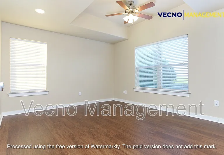 211 Circle Court Dr #211 — Photo 16