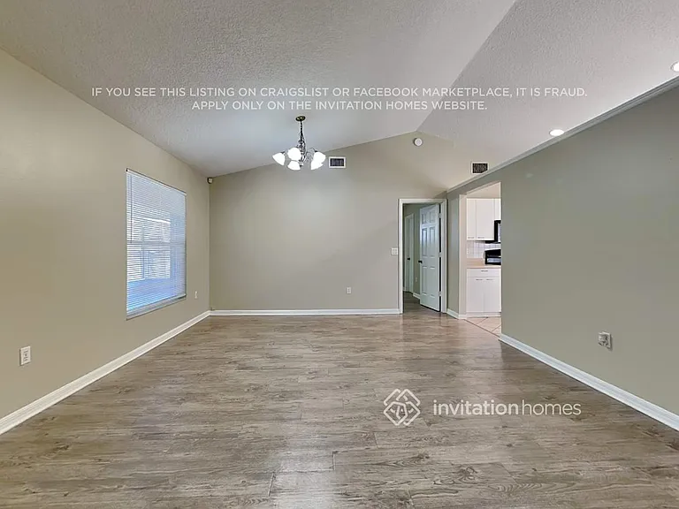 1318 Lake Idamere Blvd — Photo 4