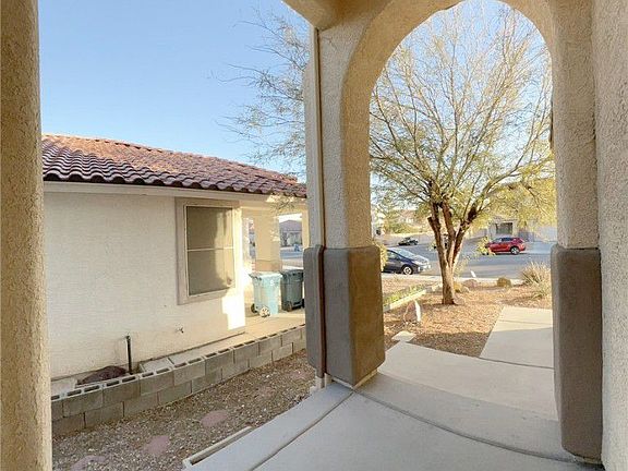 5th image of 8242 Golden Cypress Ave