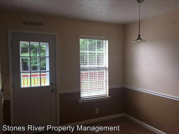 5th image of 3227 Meadowhill Dr