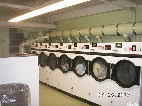 3rd image of 8915 Parsons Blvd APT 7G