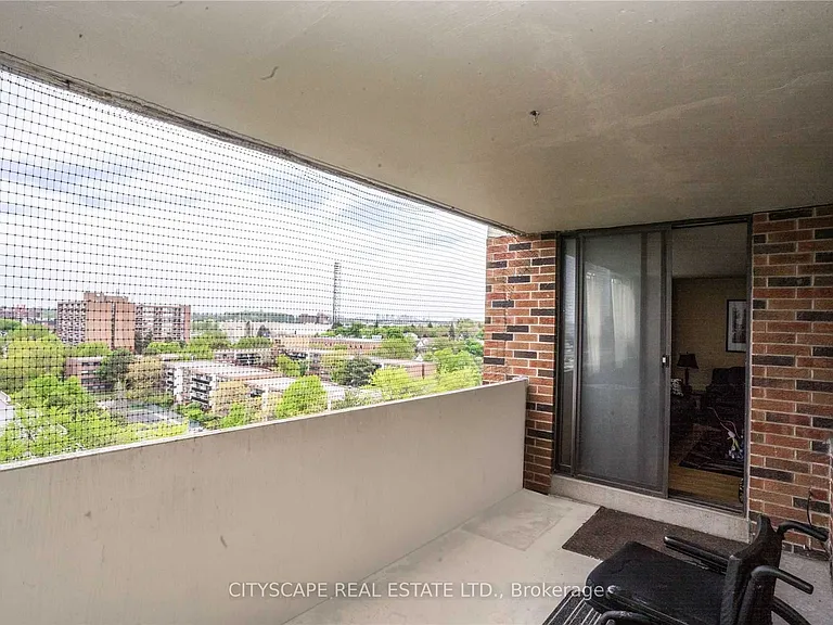 25 Sunrise Ave #914 — Photo 12