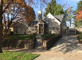 5709 SE Salmon St, Portland, OR 97215
