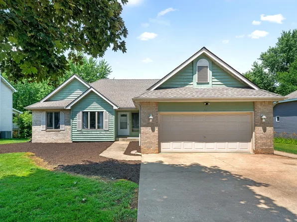768 Cynthia Dr, Sandwich, IL 60548