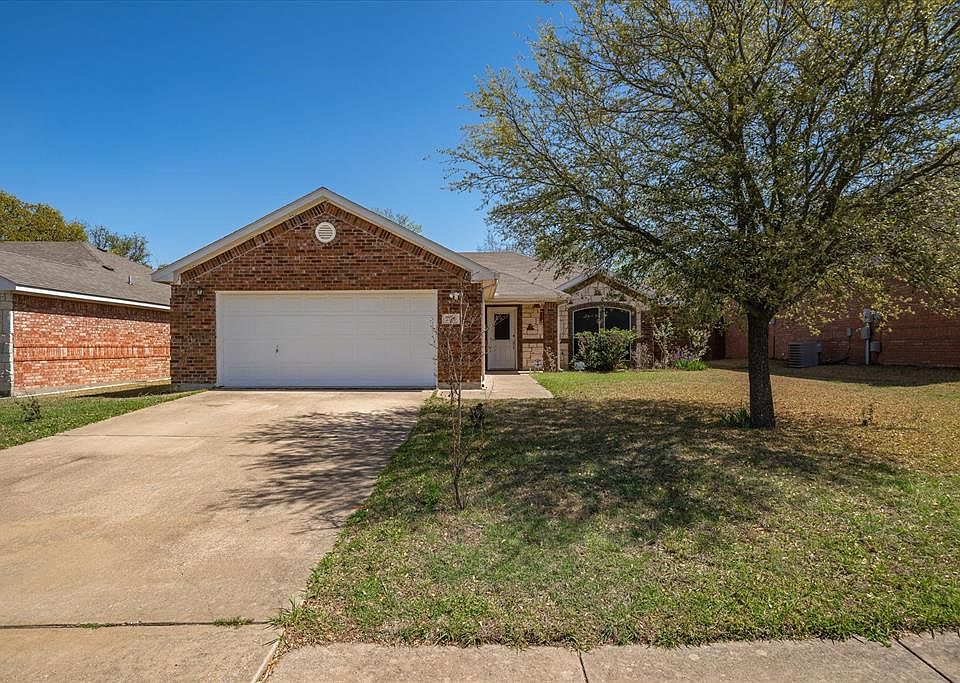 1st image of 2716 Dakota Cir