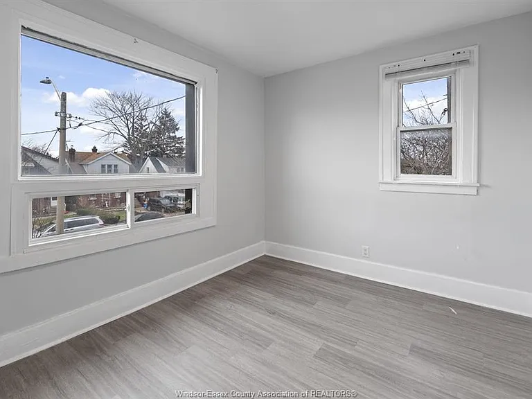 900 Ottawa St #5 — Photo 3