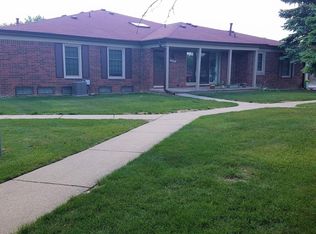 14790 Madison Ct, Shelby Township, MI 48315