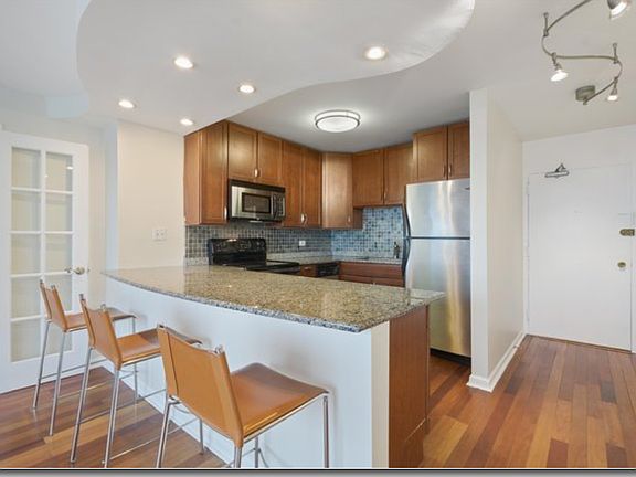 3rd image of 1255 N Sandburg Ter Unit 2803