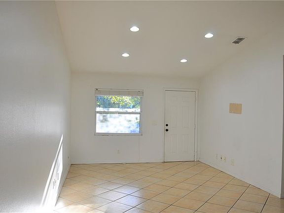 2nd image of 9313 N Edison Ave