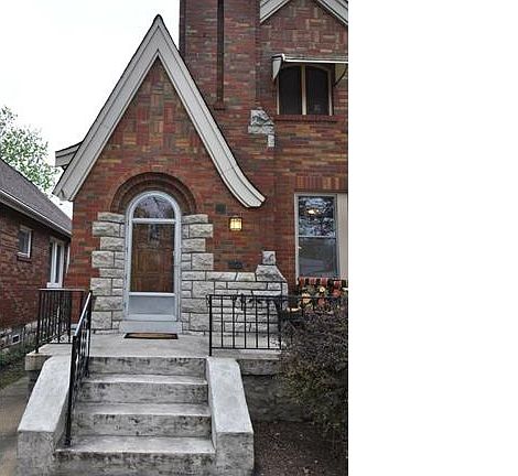 4th image of 6119 Marwinette Ave