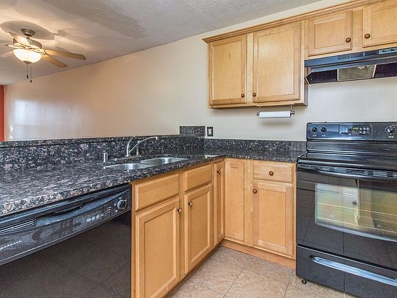 5th image of 2414 Lake Park Rd APT 5304
