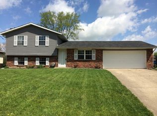 3902 Schroeder Dr, Hamilton, OH 45011