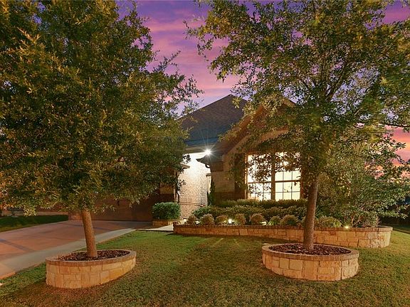 2nd image of 11924 Carlin Dr