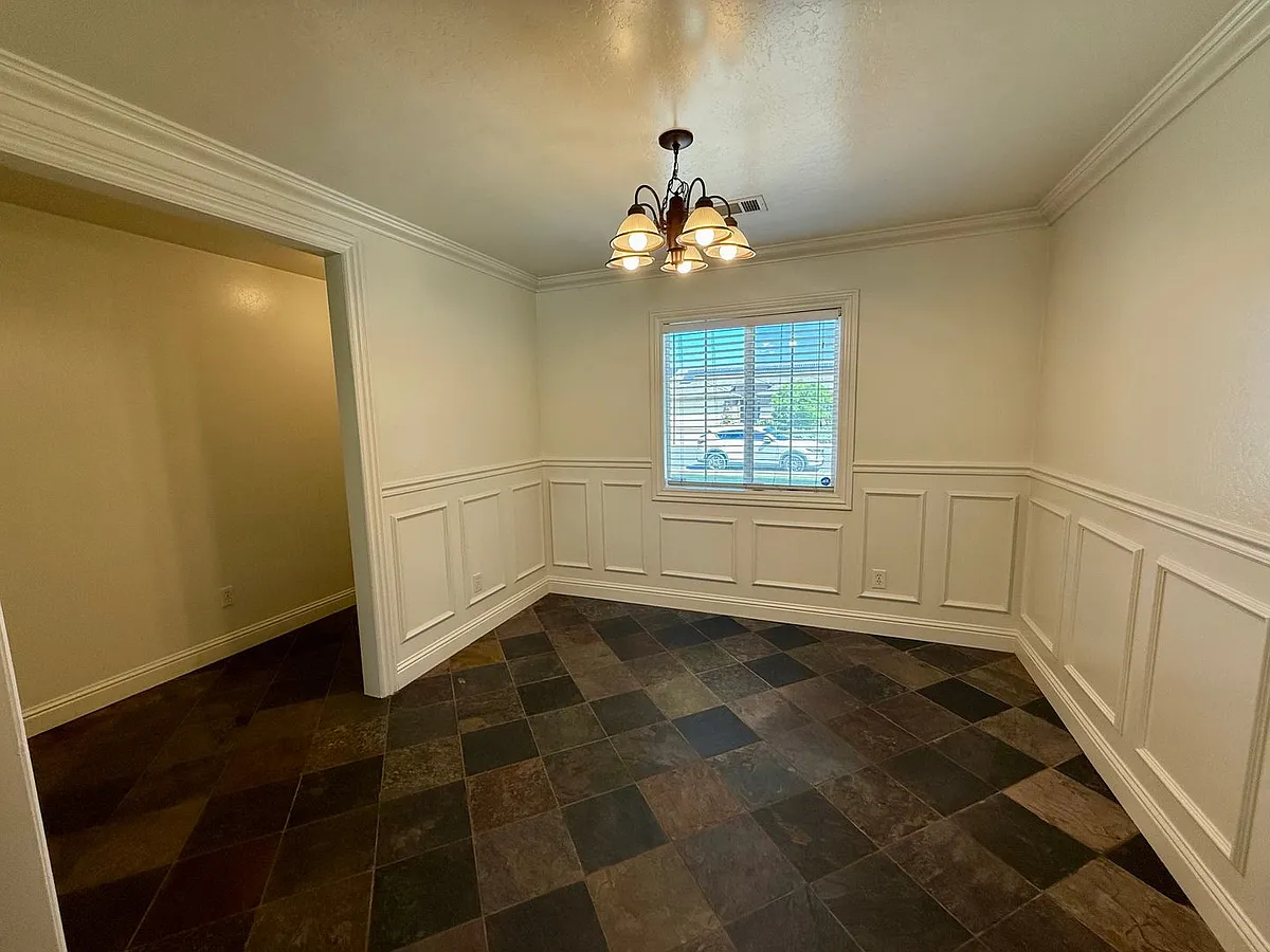 Building Photo - 11507 Eresma Dr