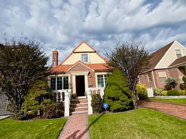 145-81 Eighth Avenue image 2 of 39