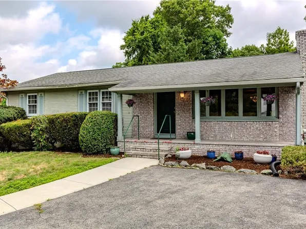 1 Polly Dr, North Providence, RI 02911