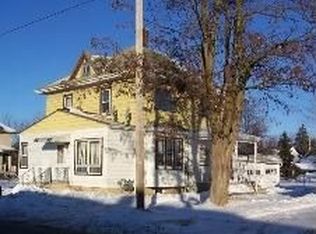 316 Depere Rd, Denmark, WI 54208