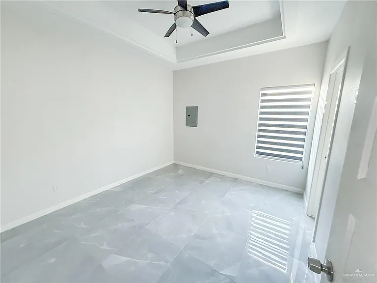 5704 Puffin Ave #4 — Photo 7