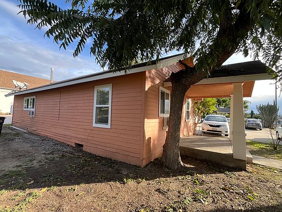 4th image of 903 E Elma St